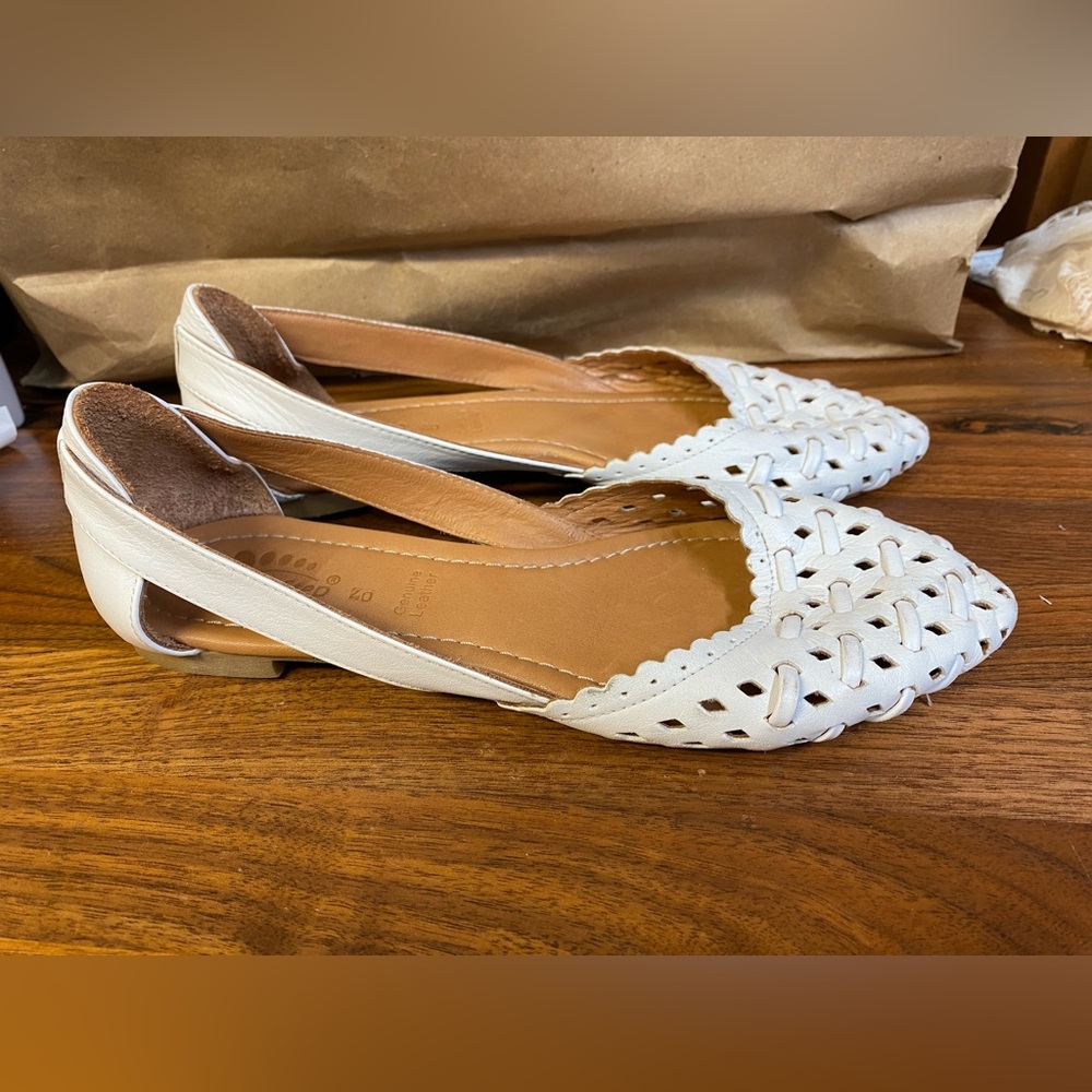 Spring Step Delorse Shoes Women's 40 White Leather D'orsay Flats